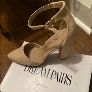 Dream Pairs Women's Tan Block Heel Shoes